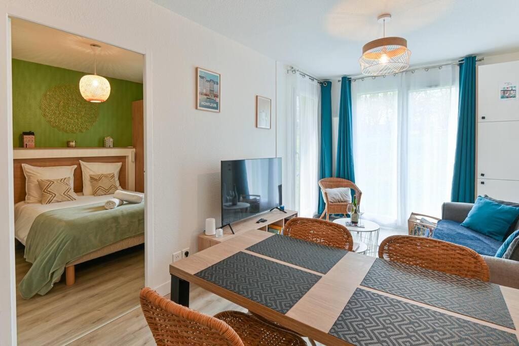 Avec Terrasse, Piscine, Parking, Honfleur