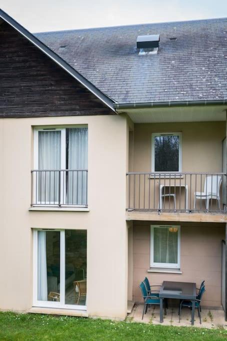 Avec Terrasse, Piscine, Parking, Honfleur *