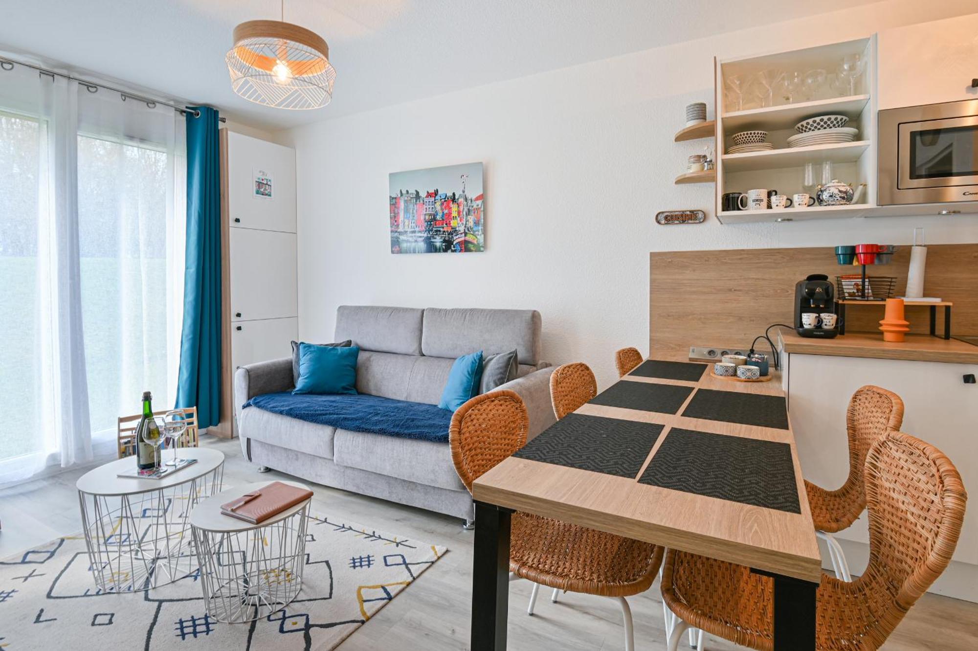 Avec Terrasse, Piscine, Parking, Honfleur