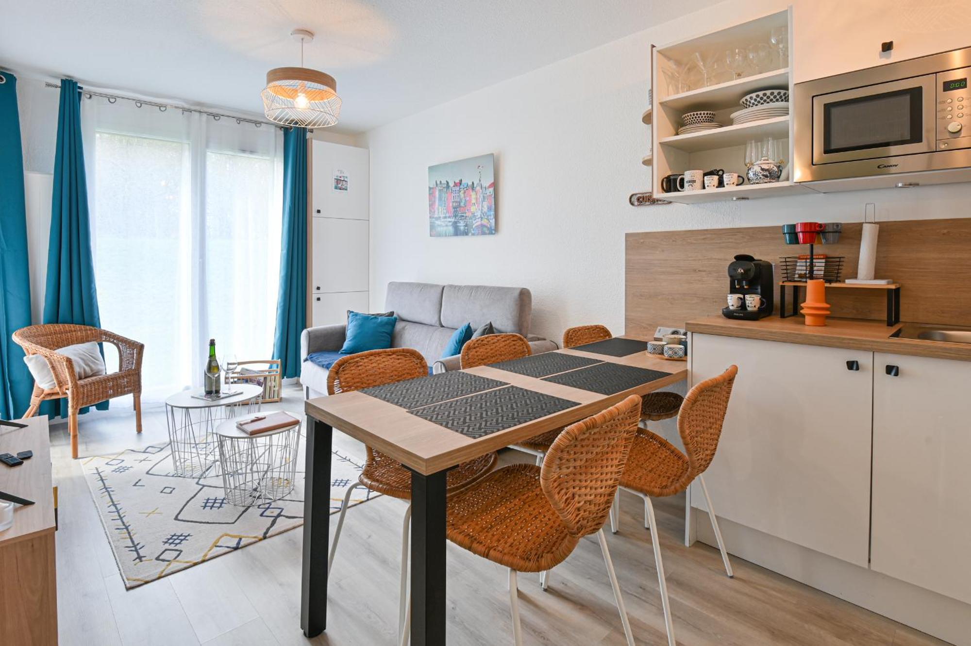 Avec Terrasse, Piscine, Parking, Honfleur * Équemauville